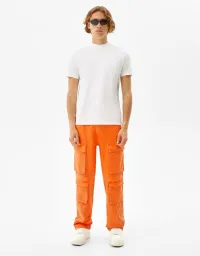 T-Shirt im Slim-Fit mit geripptem Stehkragen